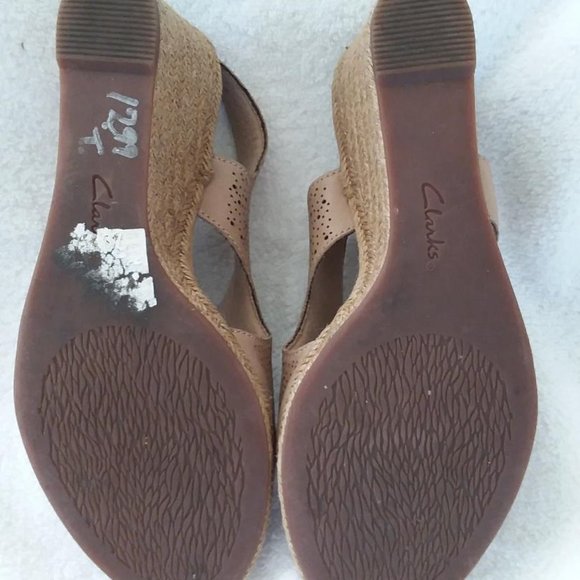 Women's Clarks Tan Wedges 7M - Picture 5 of 8